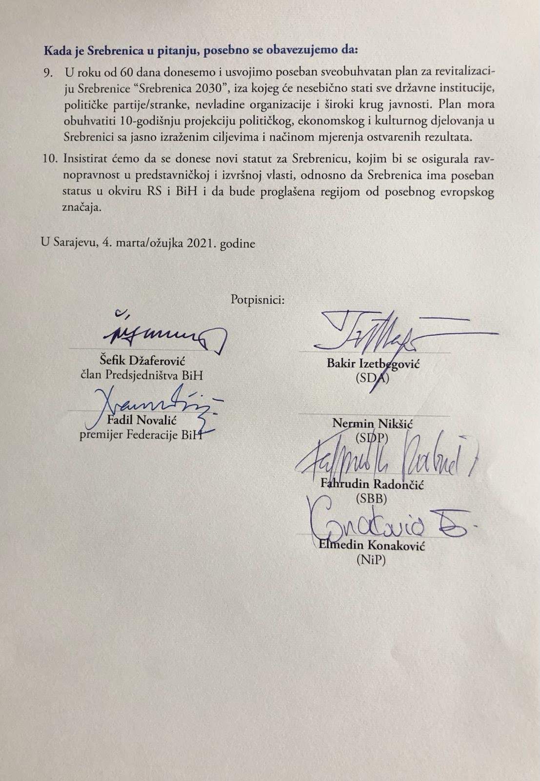 potpisnici izjave.jpg - Predstavnici političkih stranaka potpisali izjavu o položaju povratnika u Srebrenici